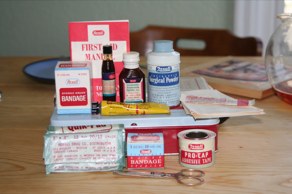 Top Things to Pack in Your Travel Health Kit