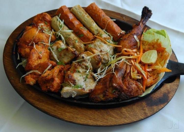 20 Best Places to Eat in Delhi - Delhi Famous Food, Restaurants
