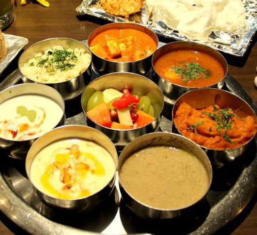 20 Best Places to Eat in Delhi - Delhi Famous Food, Restaurants
