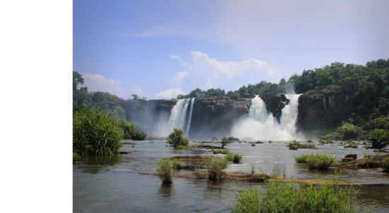 1 Day Trip From Kochi To Athirapally Falls, Vazhachal Falls & Ezhattumugam