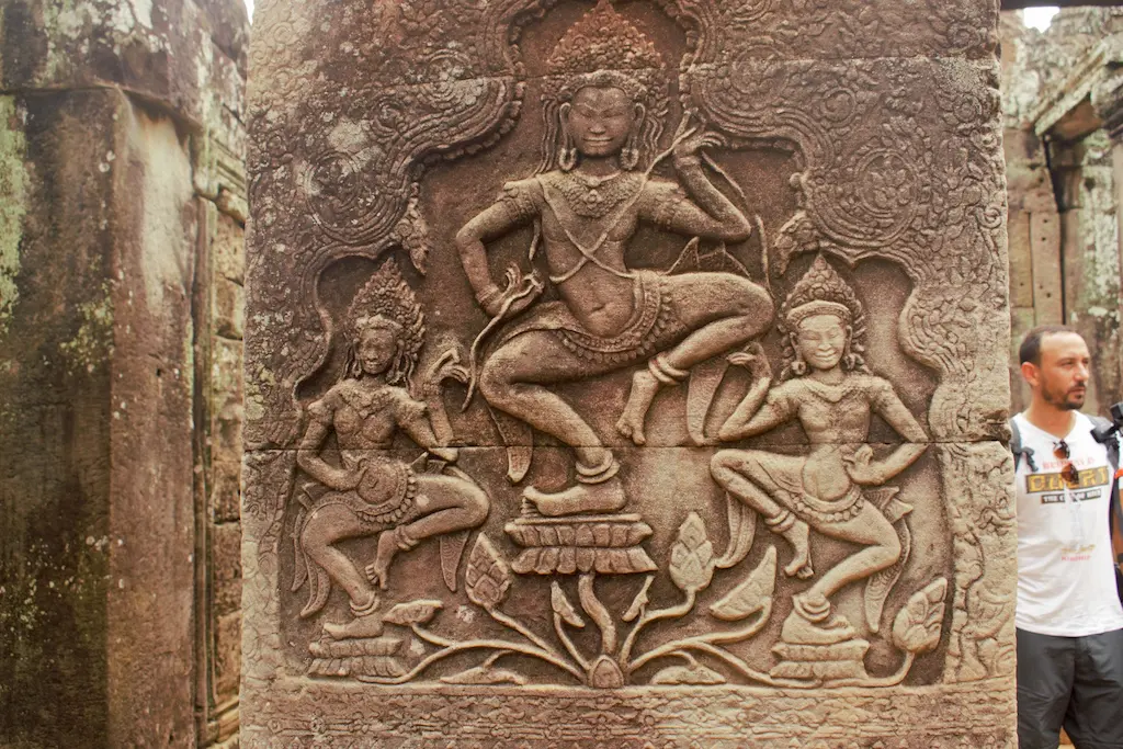 கம்போடியாவில் உள்ள பயோன் கோயில்