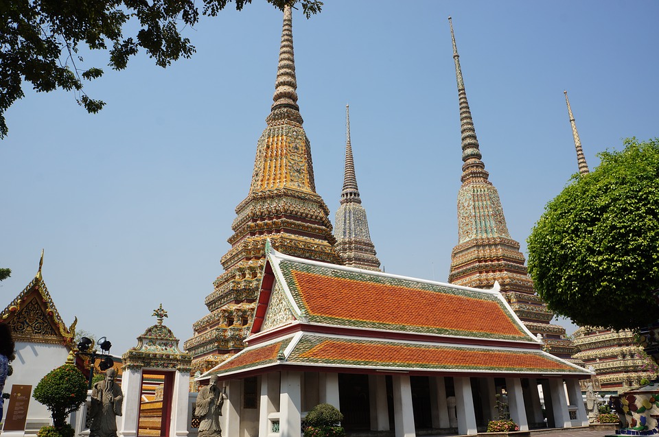 Things To Do In Bangkok With Family - Wat Pho Temple