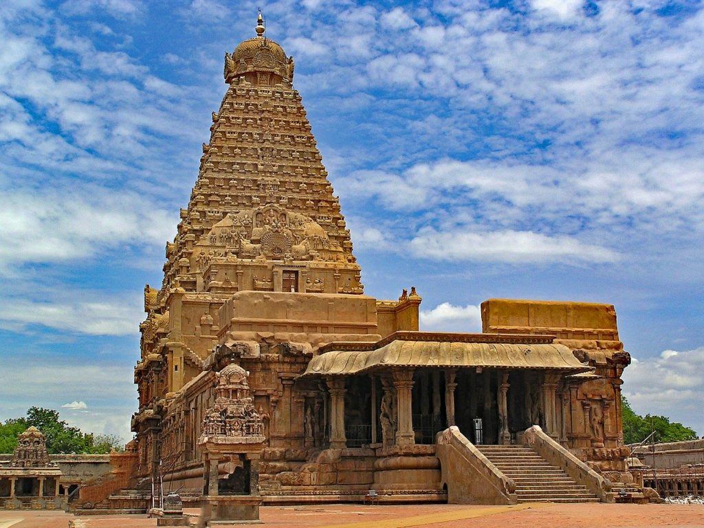Brihadeeswarar temple Thanjavur Tamil Nadu