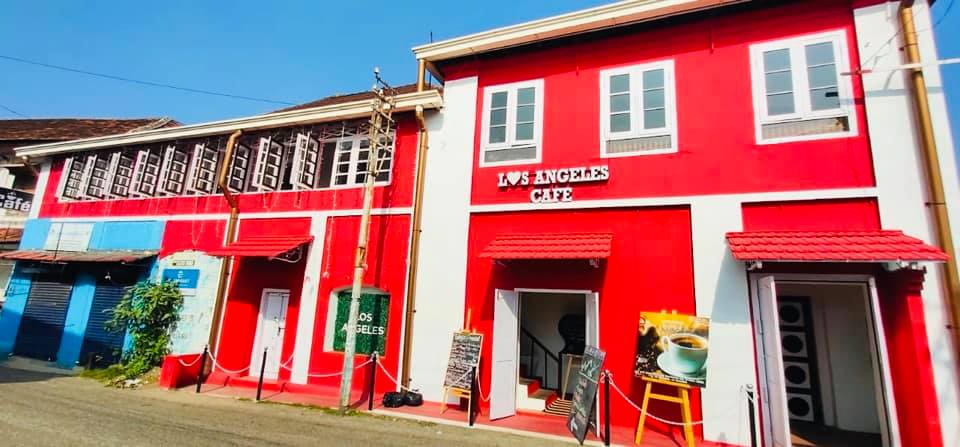 Best Cafes in Fort Kochi - Los Angeles Cafe
