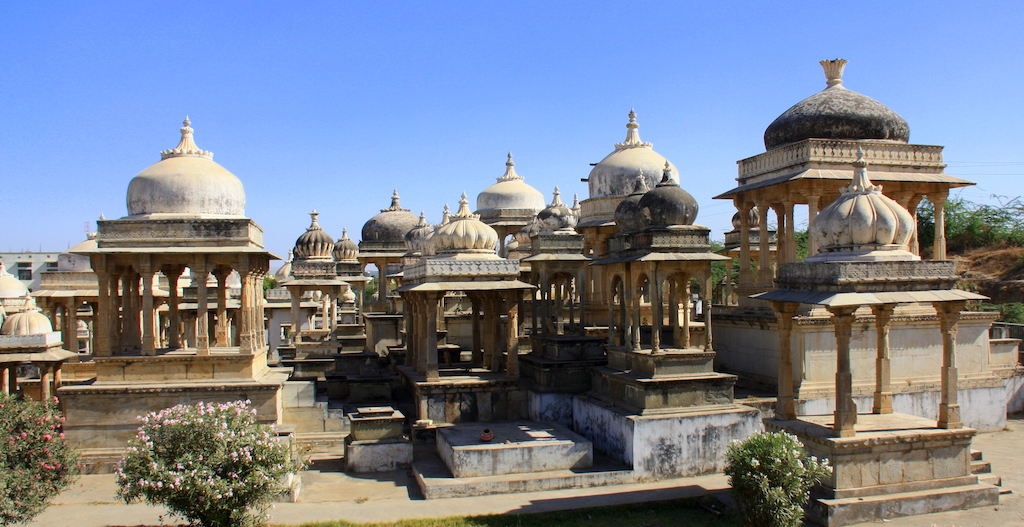 Udaipur Travel Guide - Top Places To Visit In Udaipur - Ahar Cenotaphs Udaipur