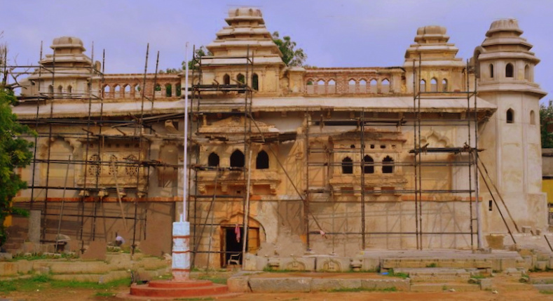 Anegundi Village – Gagan Mahal - Anegundi Palace