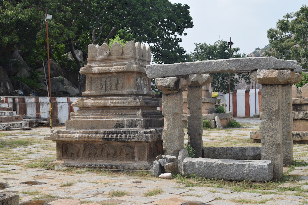 Anegundi Navabrindavanam