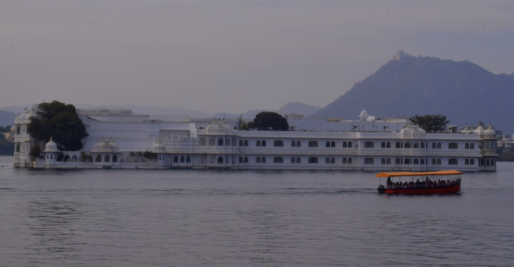 Udaipur Travel Guide – Lakes of Udaipur