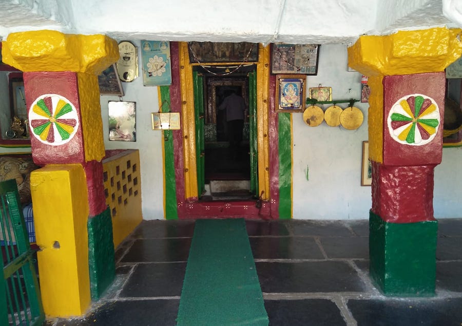 Anegundi Village – Pampa Sarovar Laxmi Temple