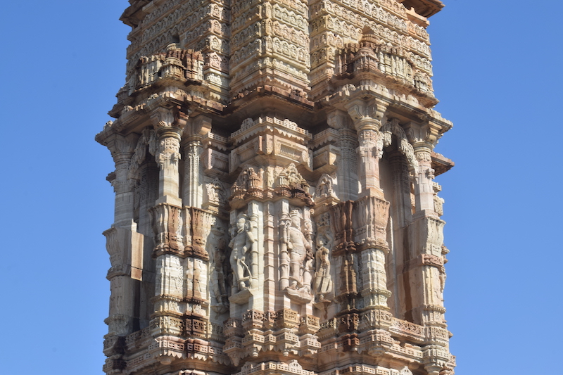 Kirti Stambha Architecture