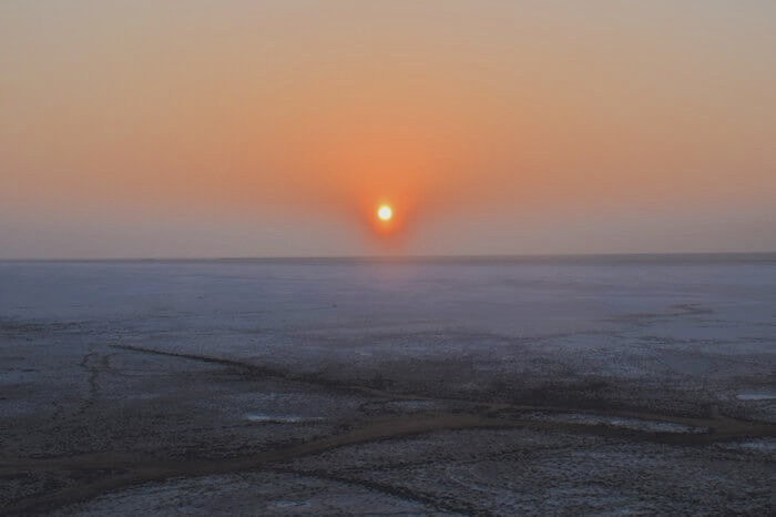 Sunrise at white desert