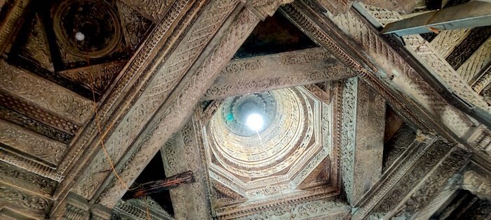 Ceiling of the famous Baijnath Temple - Baijnath Jyotirling