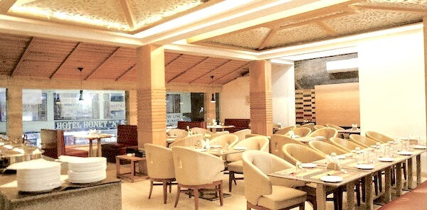 Dining At Spring Valley Resort - Hotels In Dharamshala