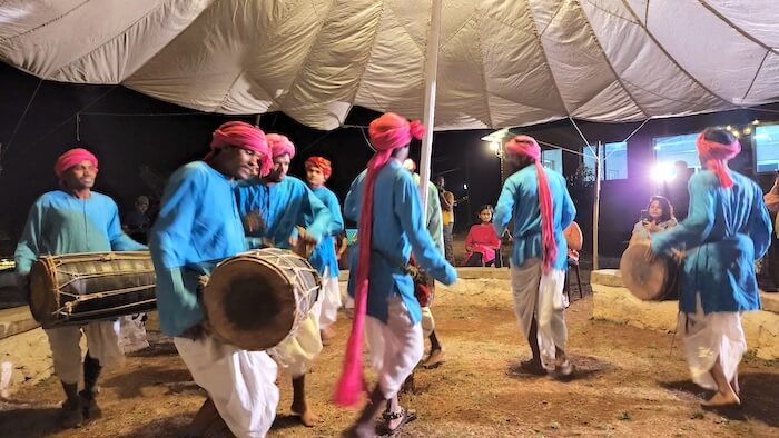 Bhariya tribal dancers