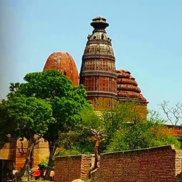Radha Madan Mohan Temple In Vrindavan