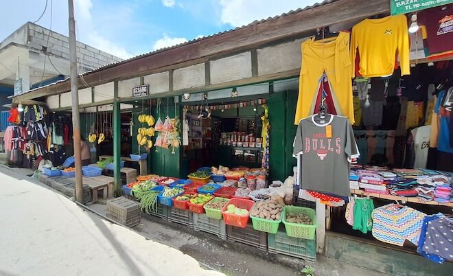 Bomdila Market 