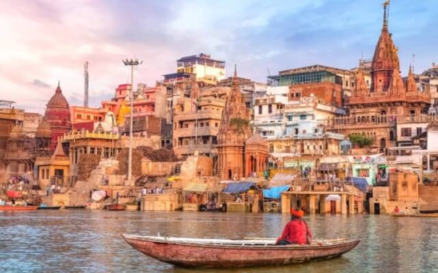 Famous Ghats In Varanasi – The Mystical 84 Ghats of Kashi