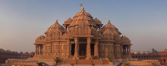 Richest Temples in India - Swaminarayan Akshardham Temple, Delhi