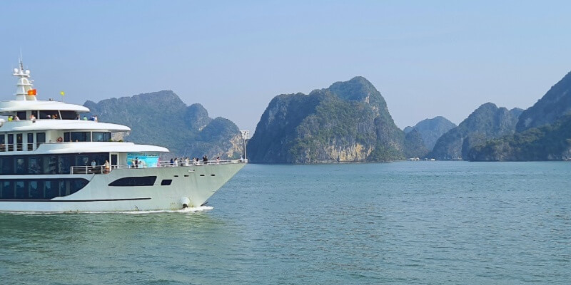 Halong Bay Luxury Cruise Vietnam
