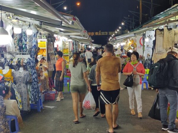 Visiting Night Market of Nha Trang