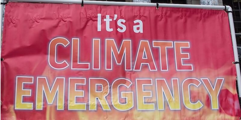 Useful Travel Tips For Climate Emergency