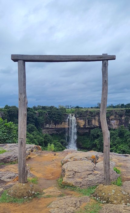 Mendri Gumar Waterfall