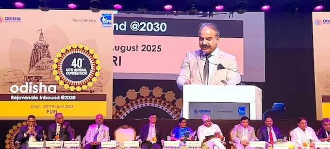 Shri Sanjay Razdan - VP, IATO speaking at the inaugural session of the 40th Annual IATO Convention