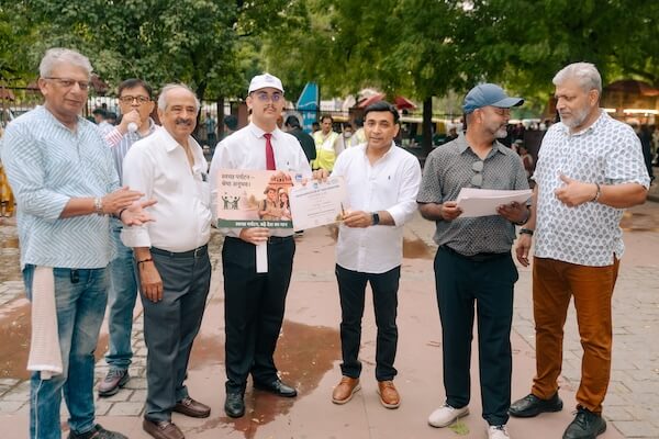 IATO's Inspiring Swachh Paryatan Abhiyaan At Qutub Minar Supporting The Vision of Swachh Bharat