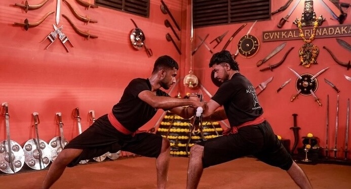 Kalaripayattu Martial Arts, Kerala | 3 Fascinating Aspects Central Kerala Style (Madhya Kerala Kalari)